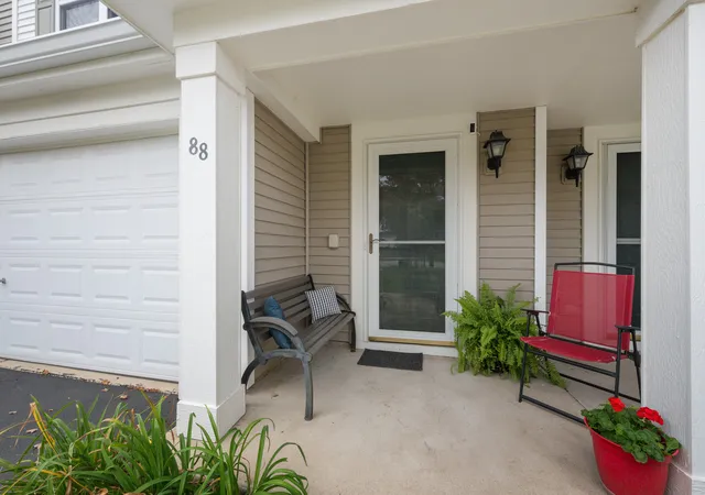 Photo 2 of Townhouse for sale at 88 Johnson Ct, North Aurora, IL 60542 | MLS# 12780084 | Listing updated on 2026-10-10