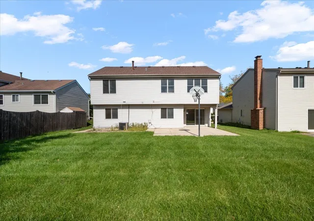 Photo 26 of Single family home for sale at 223 Augusta Dr, Vernon Hills, IL 60061 | MLS# 12780093 | Listing updated on 2026-10-22