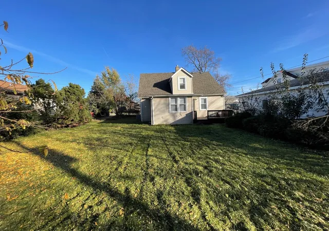 Photo 12 of Single family home for sale at 3724 Ruby St, Schiller Park, IL 60176 | MLS# 12780098 | Listing updated on 2026-10-08