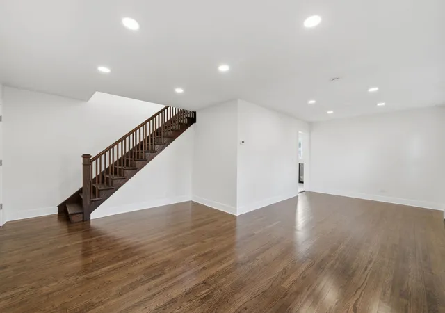 Photo 4 of Single family home for sale at 225 Burchell Ave, Highwood, IL 60040 | MLS# 12780110 | Listing updated on 2026-10-29