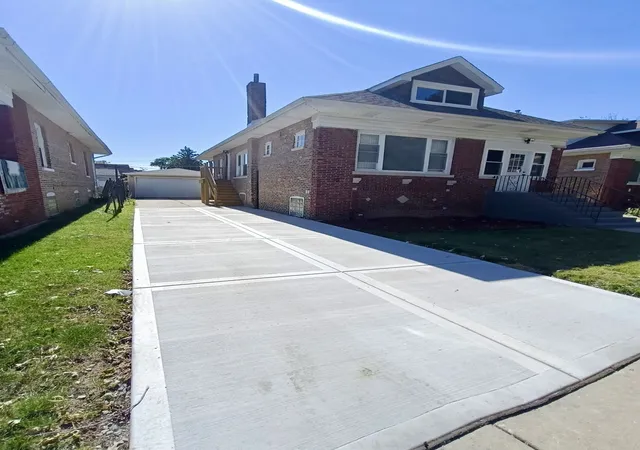 Photo 1 of Single family home for sale at 1413 W 97th Street, Chicago, IL 60643 | MLS# 12780118 | Listing updated on 2026-10-09