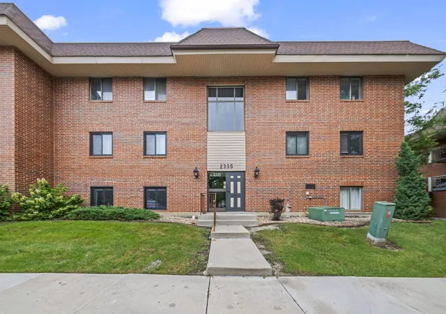 Condo for sale at 2335 S Main St #3A, Lombard, IL 60148 | MLS# 12780157