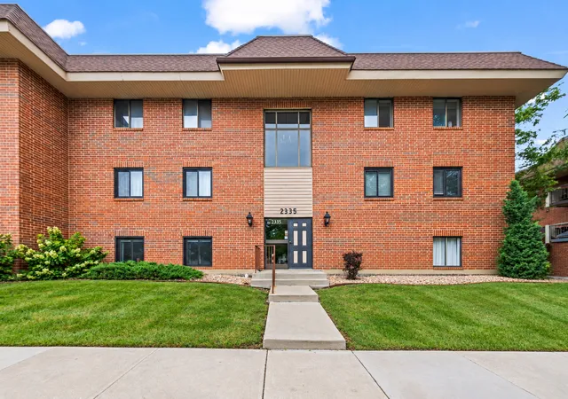 Condo for sale at 2335 S Main St #3A, Lombard, IL 60148 | MLS# 12780157