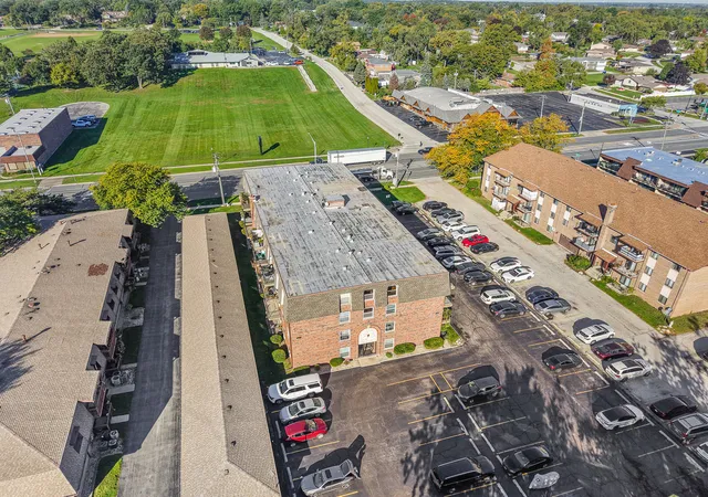Photo 2 of Condo for sale at 9143 S Roberts Rd #21, Hickory Hills, IL 60457 | MLS# 12780158 | Listing updated on 2026-10-08