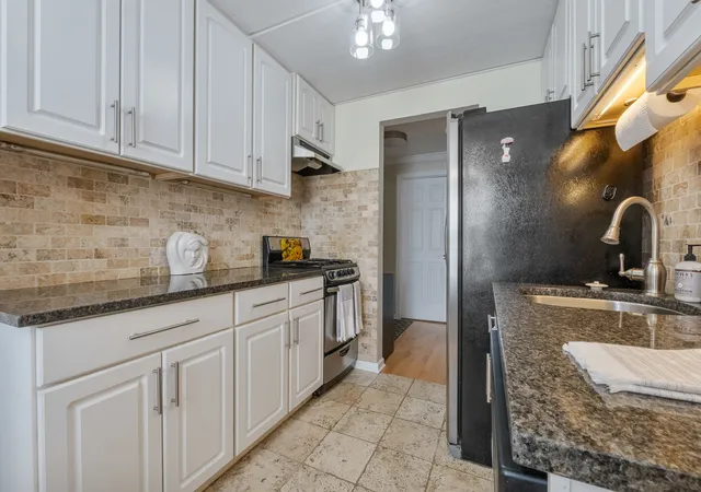 Photo 3 of Condo for sale at 9143 S Roberts Rd #21, Hickory Hills, IL 60457 | MLS# 12780158 | Listing updated on 2026-10-08