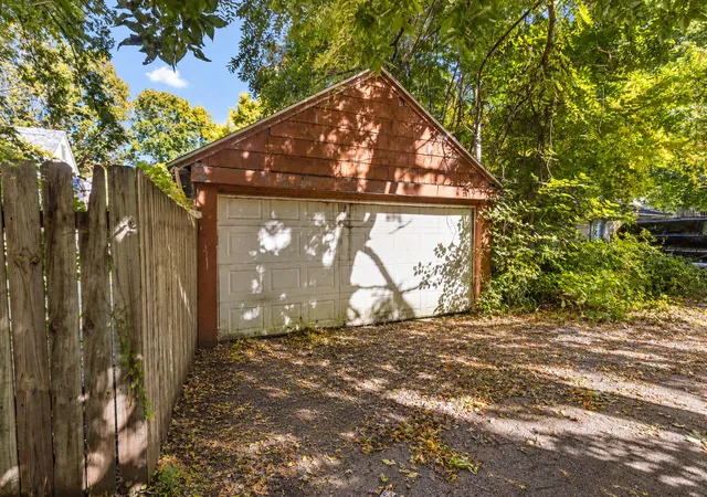 Photo 3 of Single family home for sale at 617 Bohm Ave, Rockford, IL 61107 | MLS# 12780162 | Listing updated on 2026-10-09