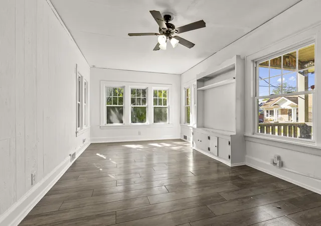 Photo 3 of Single family home for sale at 617 Bohm Ave, Rockford, IL 61107 | MLS# 12780162 | Listing updated on 2026-10-09