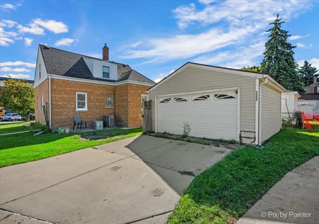 Photo 2 of Single family home for sale at 3430 Calwagner St, Franklin Park, IL 60131 | MLS# 12780165 | Listing updated on 2026-10-08
