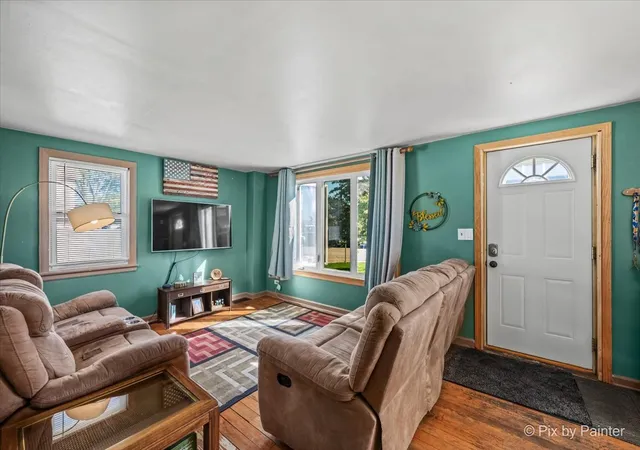 Photo 3 of Single family home for sale at 3430 Calwagner St, Franklin Park, IL 60131 | MLS# 12780165 | Listing updated on 2026-10-08