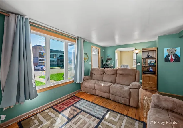 Photo 3 of Single family home for sale at 3430 Calwagner St, Franklin Park, IL 60131 | MLS# 12780165 | Listing updated on 2026-10-08