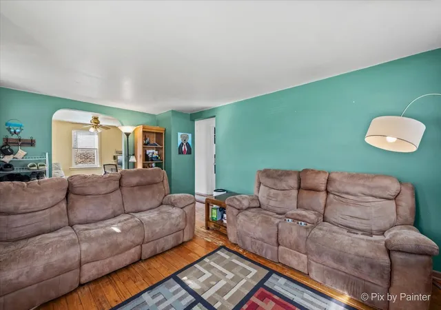 Photo 4 of Single family home for sale at 3430 Calwagner St, Franklin Park, IL 60131 | MLS# 12780165 | Listing updated on 2026-10-08