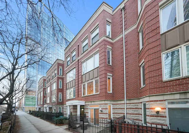 Photo 1 of Condo for sale at 1338 S Wabash Ave #B, Chicago, IL 60605 | MLS# 12780168 | Listing updated on 2026-10-08