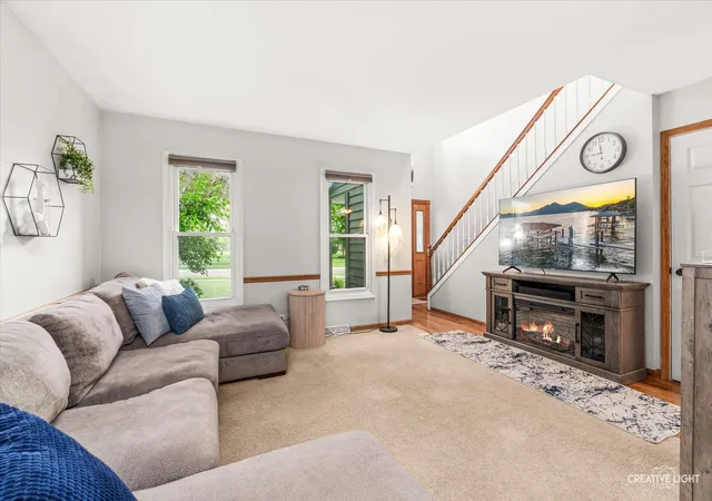 Photo 3 of Single family home for sale at 1350 Leverenz Rd, Naperville, IL 60564 | MLS# 12780171 | Listing updated on 2026-10-08