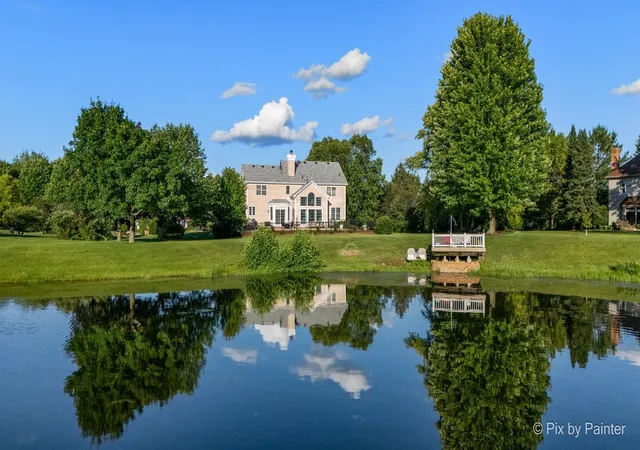 Photo 3 of Single family home for sale at 7n494 Foxglove Ct, Saint Charles, IL 60175 | MLS# 12780242 | Listing updated on 2026-10-09