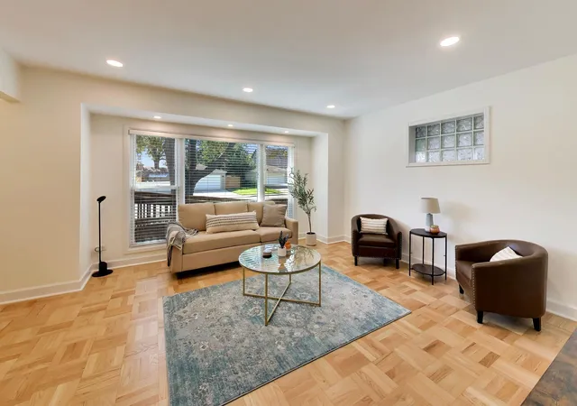 Photo 4 of Single family home for sale at 7510 W Jonquil Ter, Niles, IL 60714 | MLS# 12780243 | Listing updated on 2026-10-09