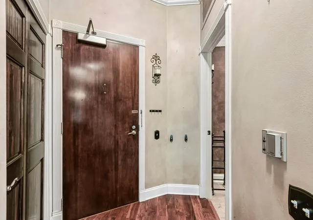 Photo 3 of Condo for sale at 600 N Kingsbury St #101, Chicago, IL 60654 | MLS# 12780256 | Listing updated on 2026-10-08