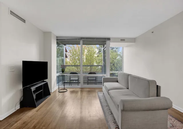 Photo 2 of Condo for sale at 800 Elgin Rd #620, Evanston, IL 60201 | MLS# 12780258 | Listing updated on 2026-10-21