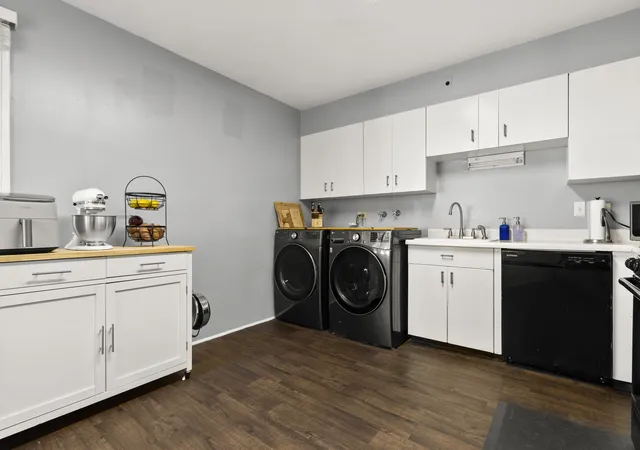 Photo 3 of Single family home for sale at 3810 Bobwhite Ln, Rolling Meadows, IL 60008 | MLS# 12780260 | Listing updated on 2026-10-08
