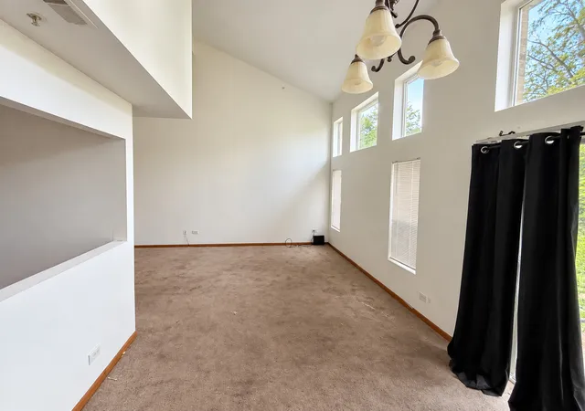Photo 4 of Townhouse for sale at 21919 Jeffrey Ave, Sauk Village, IL 60411 | MLS# 12780273 | Listing updated on 2026-10-09