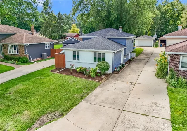 Photo 3 of Single family home for sale at 1n542 Goodrich Ave, Glen Ellyn, IL 60137 | MLS# 12780277 | Listing updated on 2026-10-09