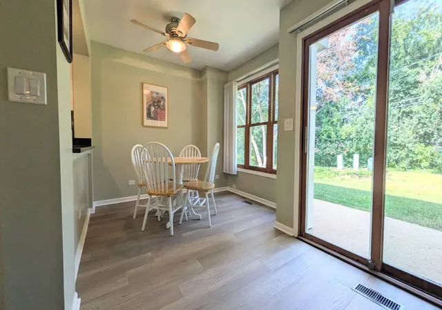 Photo 4 of Townhouse for sale at 305 Stonefield Ct, Schaumburg, IL 60173 | MLS# 12780285 | Listing updated on 2026-10-09