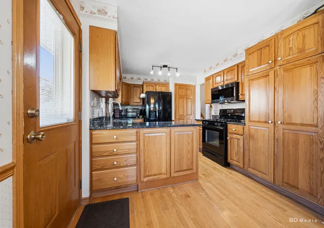Photo 4 of Single family home for sale at 8607 S Tripp Ave, Chicago, IL 60652 | MLS# 12780292 | Listing updated on 2026-10-08