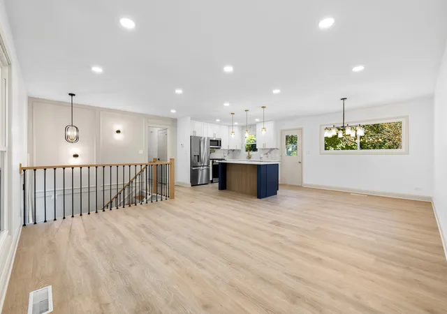 Photo 3 of Single family home for sale at 8119 Eastwood Ln, Woodridge, IL 60517 | MLS# 12780295 | Listing updated on 2026-10-09