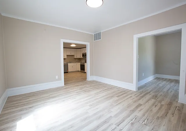 Photo 4 of Single family home for sale at 507 Commercial St, Chenoa, IL 61726 | MLS# 12780296 | Listing updated on 2026-10-09