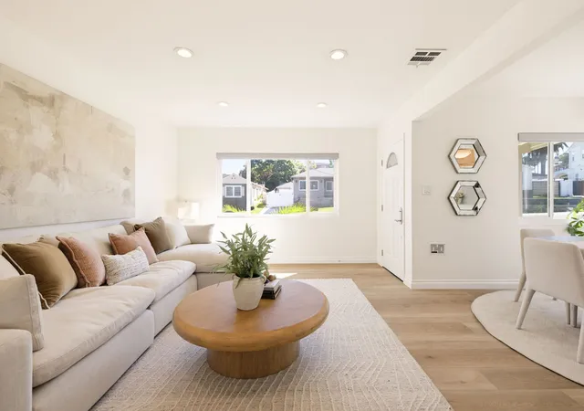 Photo 4 of Single family home for sale at 2809 Faber St, Redondo Beach, CA 90278 | MLS# 12780298 | Listing updated on 2026-10-08