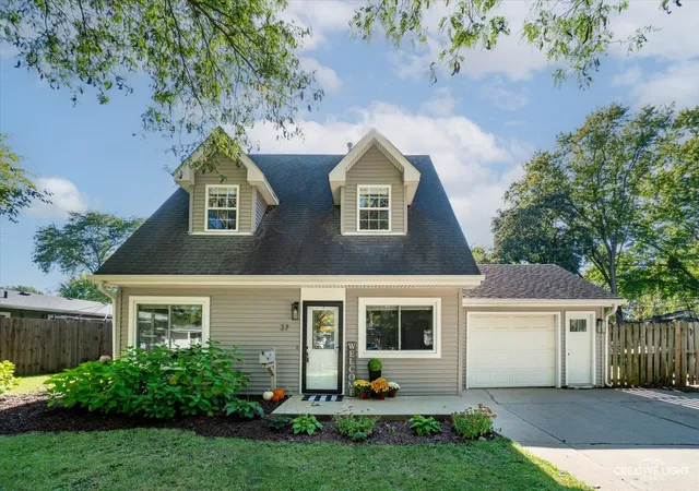Photo 2 of Single family home for sale at 37 S Bereman Rd, Montgomery, IL 60538 | MLS# 12780305 | Listing updated on 2026-10-09