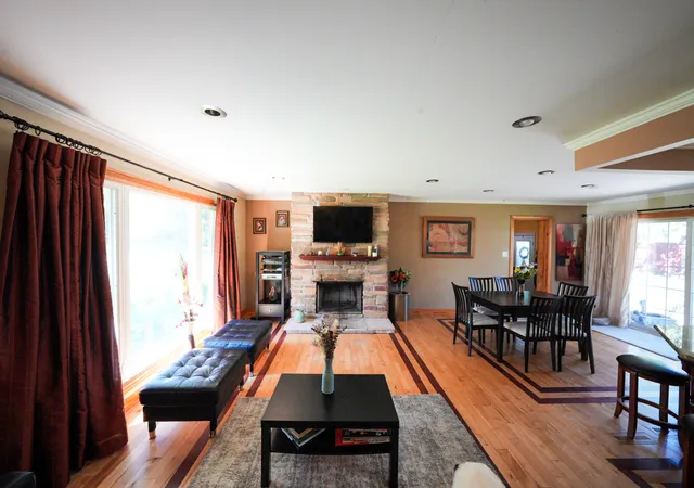 Photo 3 of Single family home for sale at 1534 Sequoia Ln, Darien, IL 60561 | MLS# 12780345 | Listing updated on 2026-10-08