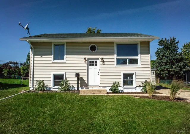 Photo 1 of Single family home for sale at 234 Gordon Ave, Romeoville, IL 60446 | MLS# 12780356 | Listing updated on 2026-10-08