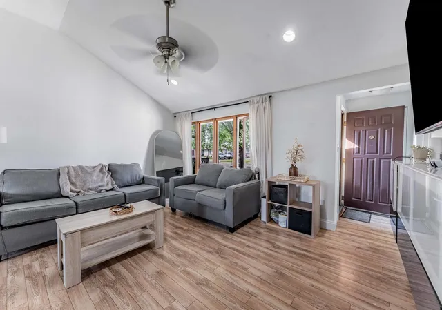 Photo 3 of Townhouse for sale at 8801 S Kilbourn Ave, Hometown, IL 60456 | MLS# 12780389 | Listing updated on 2026-10-08