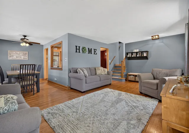 Photo 3 of Single family home for sale at 18413 Hood Ave, Homewood, IL 60430 | MLS# 12780390 | Listing updated on 2026-10-08