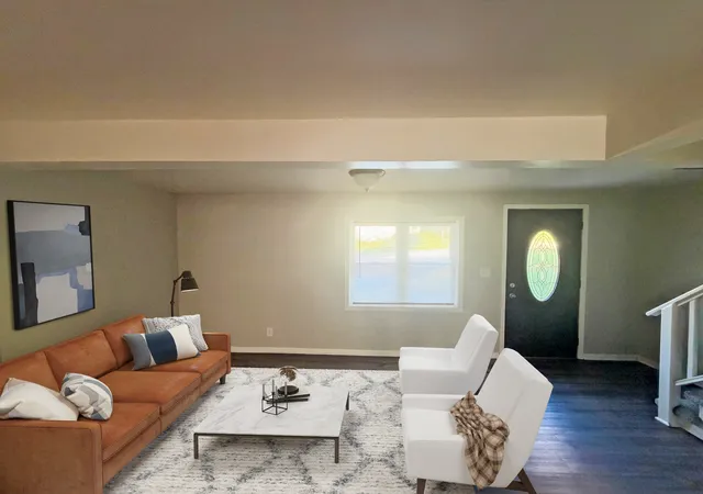 Photo 2 of Single family home for sale at 139 Wildwood Rd, Algonquin, IL 60102 | MLS# 12780396 | Listing updated on 2026-10-26