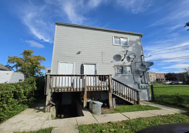Photo 2 of House for sale at 4441 W Congress Pkwy, Chicago, IL 60624 | MLS# 12780403 | Listing updated on 2026-10-09