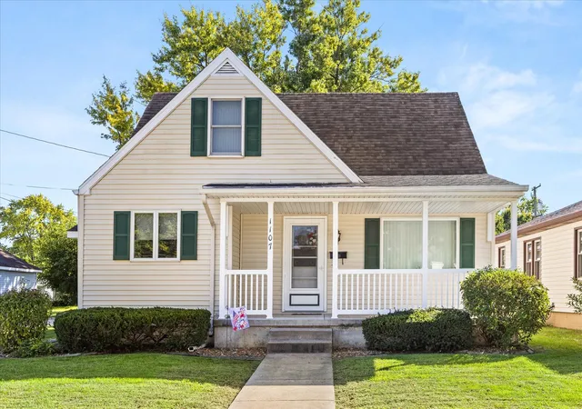 Single family home for sale at 1107 W Bridge St, Streator, IL 61364 | MLS# 12780422
