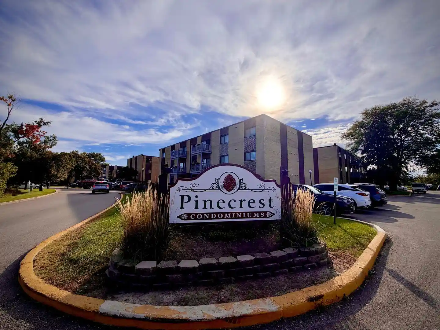 Listing Photo 2 - Condo for sale in 674 Pinecrest Dr located at 674 Pinecrest Dr, Prospect Heights, IL 60070 - Unit #302
