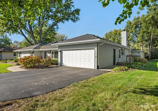 Photo 3 of Single family home for sale at 23324 W Leach Dr, Plainfield, IL 60586 | MLS# 12780483 | Listing updated on 2026-10-09