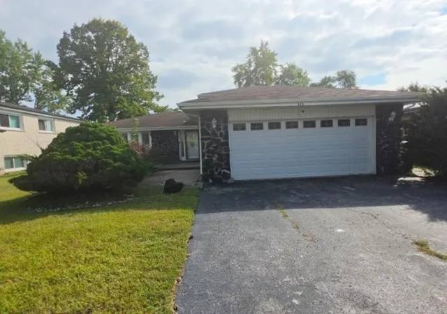 Photo 1 of Single family home for sale at 625 E 173rd Street, South Holland, IL 60473 | MLS# 12780491 | Listing updated on 2026-10-08