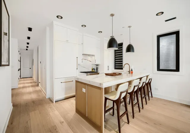 Photo 3 of Condo for sale at 1648 W Diversey Pkwy #2E, Chicago, IL 60614 | MLS# 12780512 | Listing updated on 2026-10-09