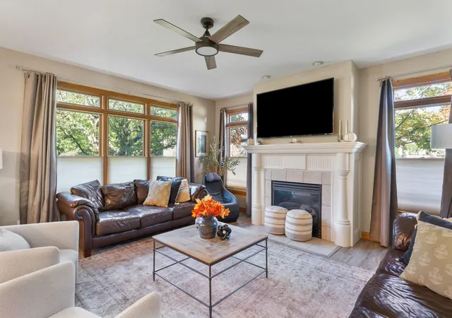 Photo 2 of Single family home for sale at 4960 Foxborough Ct, Bettendorf, IA 52722 | MLS# 12780523 | Listing updated on 2026-10-09