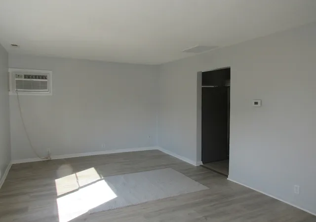 Photo 2 of Single family home for sale at 1613 Juneway Ter, Round Lake Beach, IL 60073 | MLS# 12780525 | Listing updated on 2026-10-08