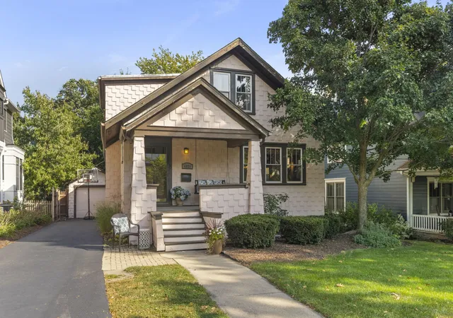 Single family home for sale at 4821 Saratoga Ave, Downers Grove, IL 60515 | MLS# 12780535