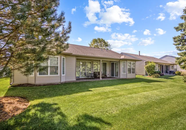 Photo 3 of Single family home for sale at 13300 Honeysuckle Dr, Huntley, IL 60142 | MLS# 12780537 | Listing updated on 2026-10-08