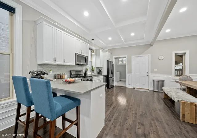 Photo 4 of Single family home for sale at 2425 W Lexington St, Chicago, IL 60612 | MLS# 12780547 | Listing updated on 2026-10-28