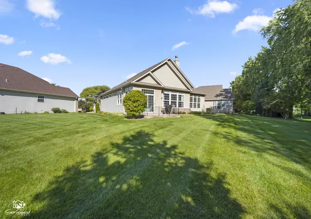 Photo 1 of Single family home for sale at 672 Sanctuary Ln, Joliet, IL 60435 | MLS# 12780550 | Listing updated on 2026-10-10