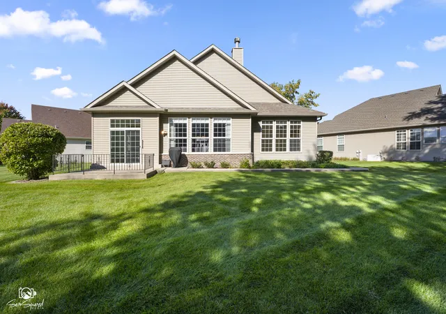 Photo 2 of Single family home for sale at 672 Sanctuary Ln, Joliet, IL 60435 | MLS# 12780550 | Listing updated on 2026-10-10