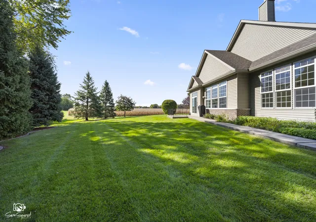 Photo 3 of Single family home for sale at 672 Sanctuary Ln, Joliet, IL 60435 | MLS# 12780550 | Listing updated on 2026-10-10