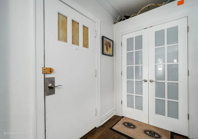 Photo 1 of Condo for sale at 1117 W Lunt Ave #1B, Chicago, IL 60626 | MLS# 12780566 | Listing updated on 2026-10-09